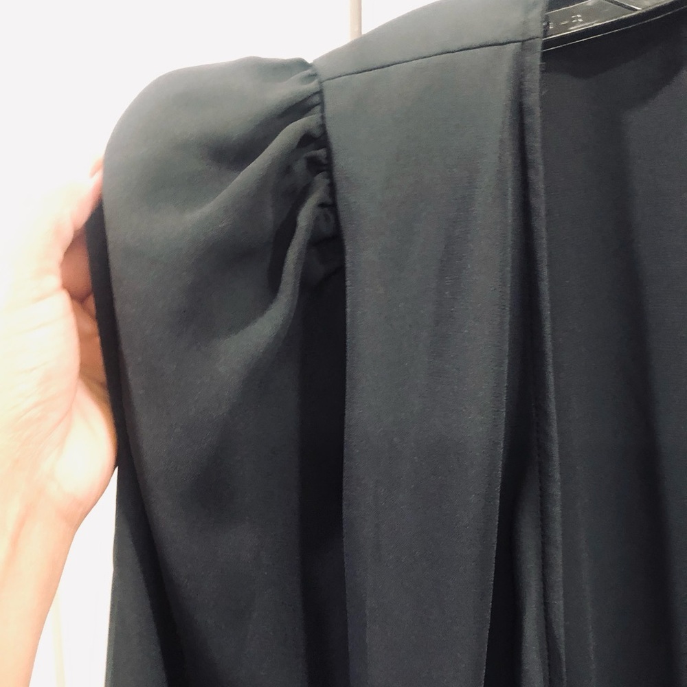 SHOE DAZZLE Wrap Blouse. - Picture 7 of 8